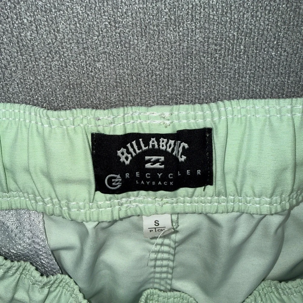 Men's Billabong All Day Layback‎ Shorts Trunks Small Pistacio Short Length